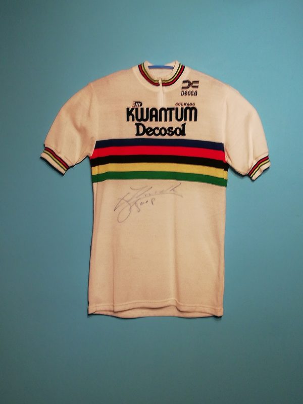 KWANTUM HALLEN-DECOSOL 1986 WORLD CHAMPION